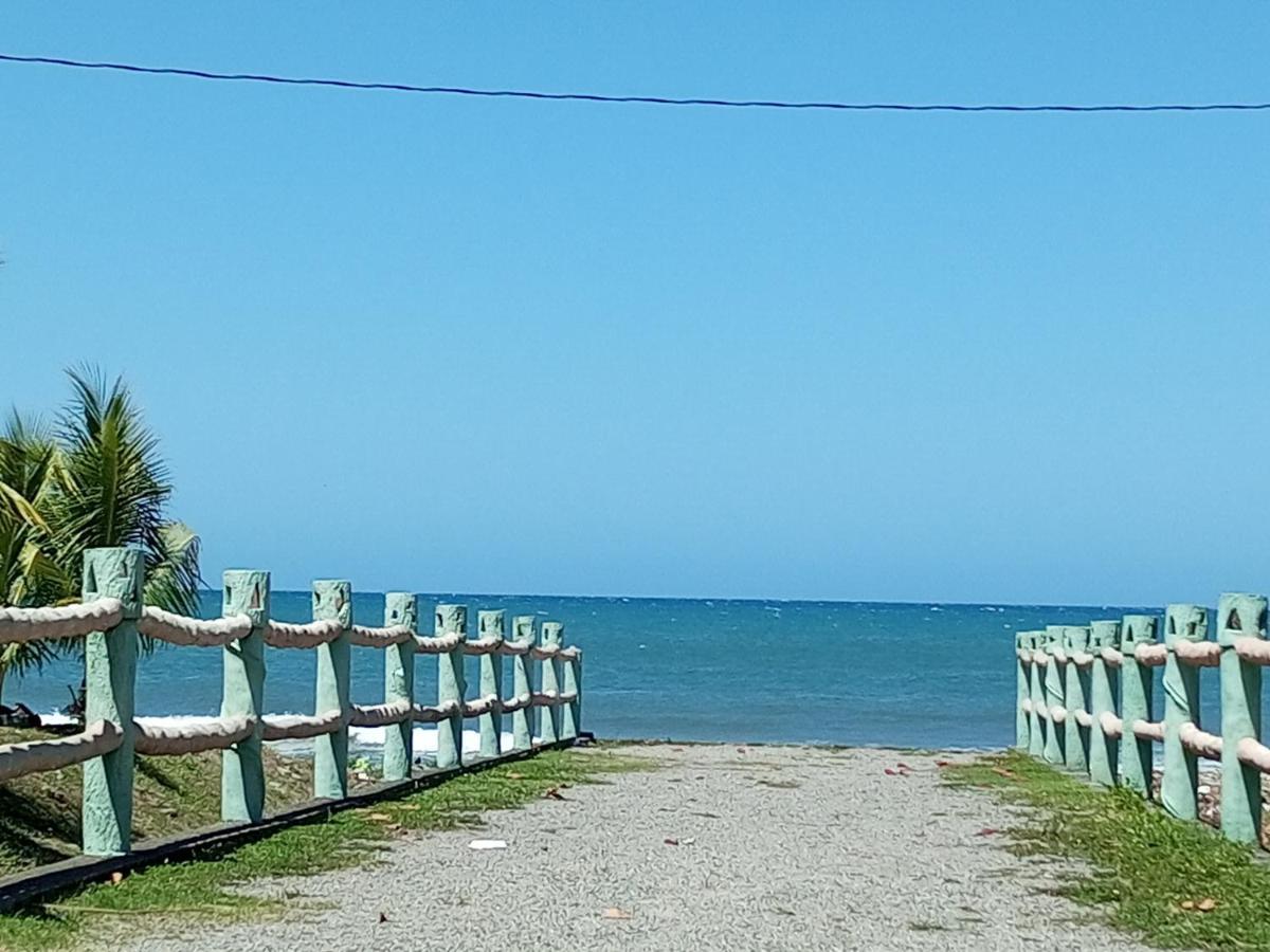 Tramonto Boutique Hotel La Ceiba Exterior foto